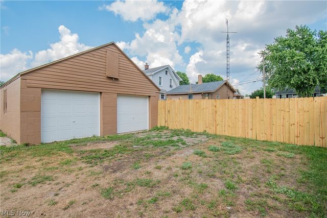 817 Halter Court NW, Canton, OH 44708