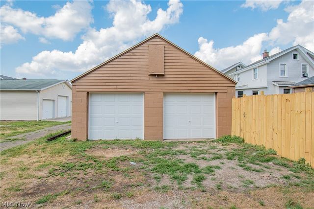 817 Halter Court NW, Canton, OH 44708