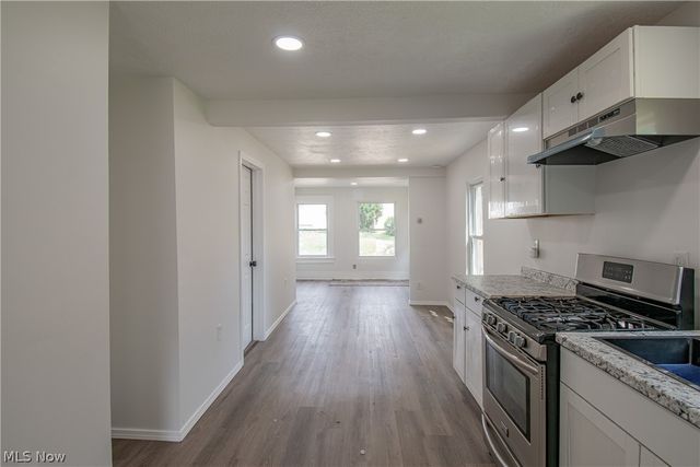 817 Halter Court NW, Canton, OH 44708