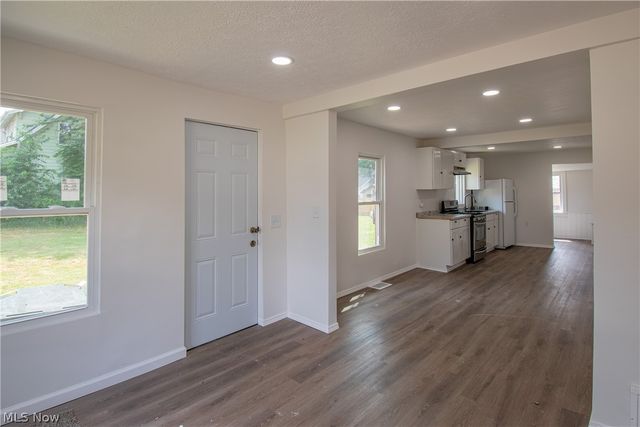 817 Halter Court NW, Canton, OH 44708