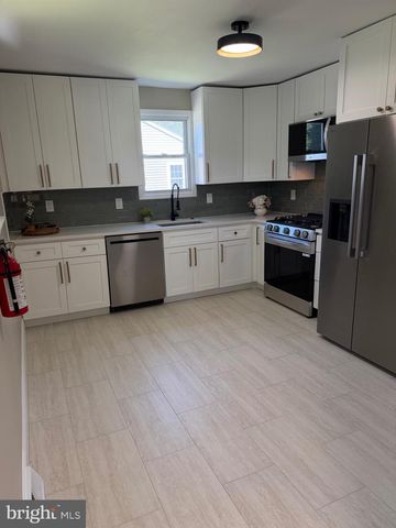 25 THERESA LN, Williamstown, NJ 08094