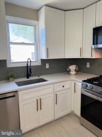 25 THERESA LN, Williamstown, NJ 08094