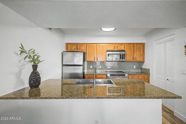 200 E SOUTHERN Avenue 223, Tempe, AZ 85282