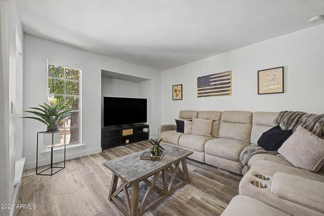 200 E SOUTHERN Avenue 223, Tempe, AZ 85282