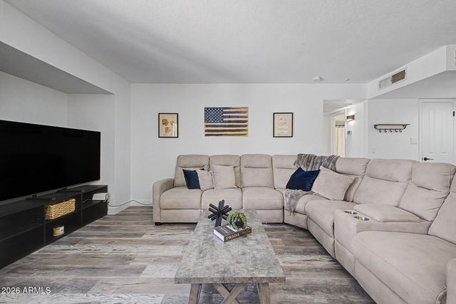 200 E SOUTHERN Avenue 223, Tempe, AZ 85282