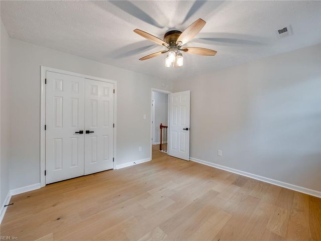 101 Middlewood LN, Yorktown, VA 23692