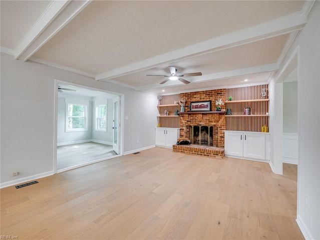 101 Middlewood LN, Yorktown, VA 23692