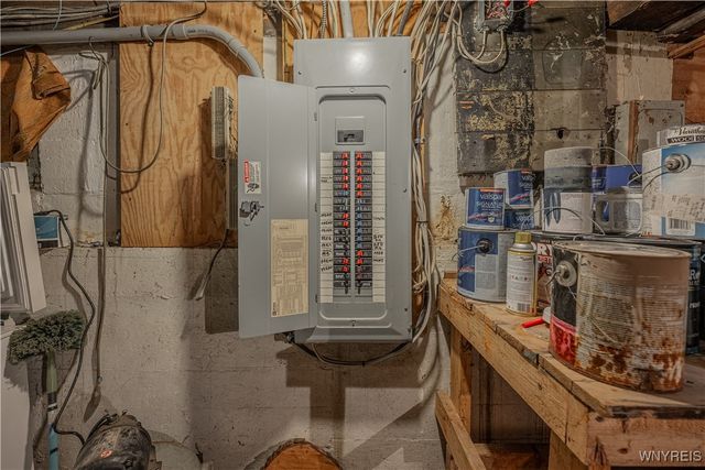 1049 Nash Road, North Tonawanda, NY 14120