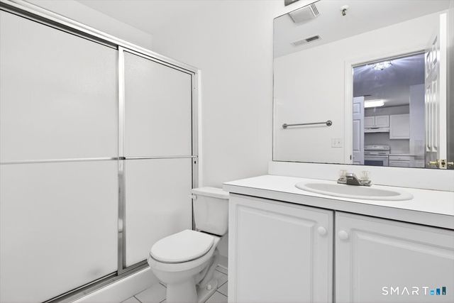 75 Washington Avenue 6-406, Hamden, CT 06518