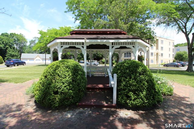 75 Washington Avenue 6-406, Hamden, CT 06518