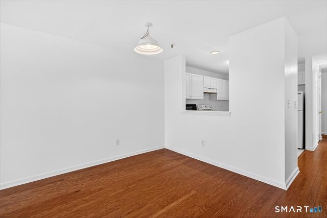 75 Washington Avenue 6-406, Hamden, CT 06518