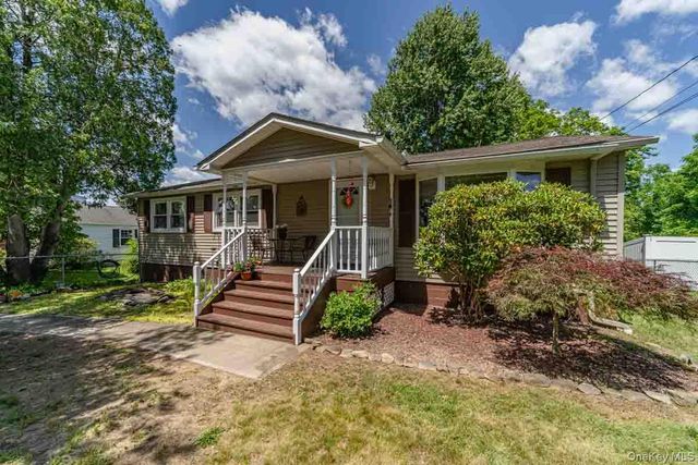 103 Prospect Avenue, Maybrook, NY 12543