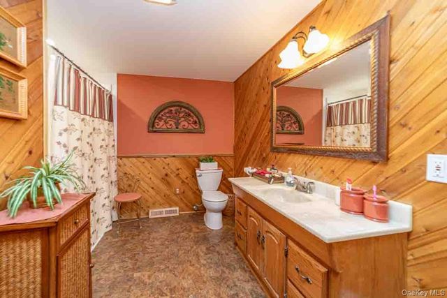 103 Prospect Avenue, Maybrook, NY 12543
