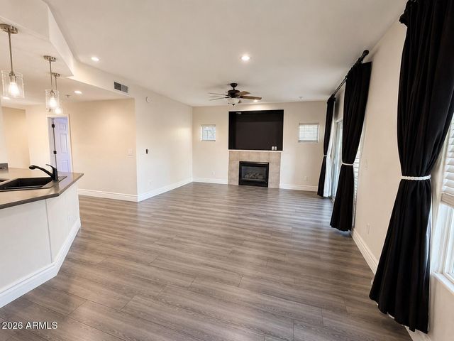 7401 W ARROWHEAD CLUBHOUSE Drive 2010, Glendale, AZ 85308