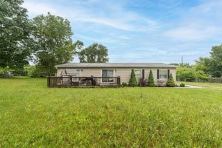 430 N Blue Creek Road, Benton Charter Twp, MI 49022