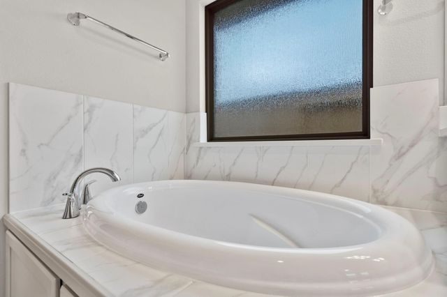 9526 Sierra Crest Lane, Porter, TX 77365