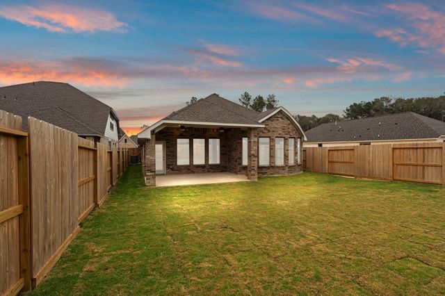 9526 Sierra Crest Lane, Porter, TX 77365
