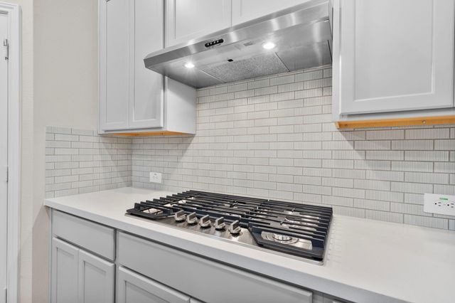 9526 Sierra Crest Lane, Porter, TX 77365