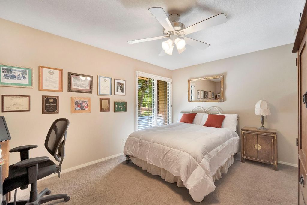Image 28 of property listing at 2555 W Bluff Avenue # 155, Fresno, CA 93711