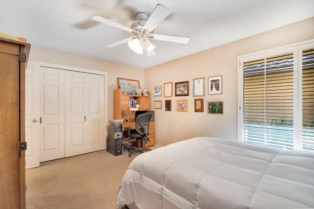 Image 29 of property listing at 2555 W Bluff Avenue # 155, Fresno, CA 93711