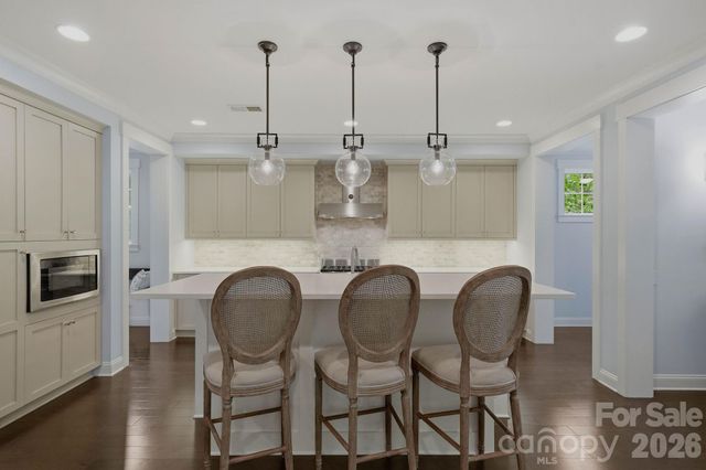 8912 Blakeney Drive, Charlotte, NC 28277