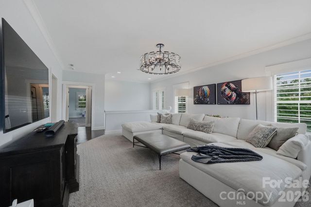 8912 Blakeney Drive, Charlotte, NC 28277