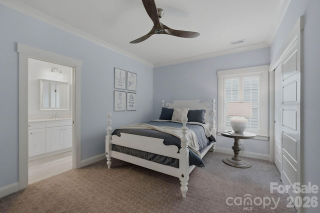 8912 Blakeney Drive, Charlotte, NC 28277