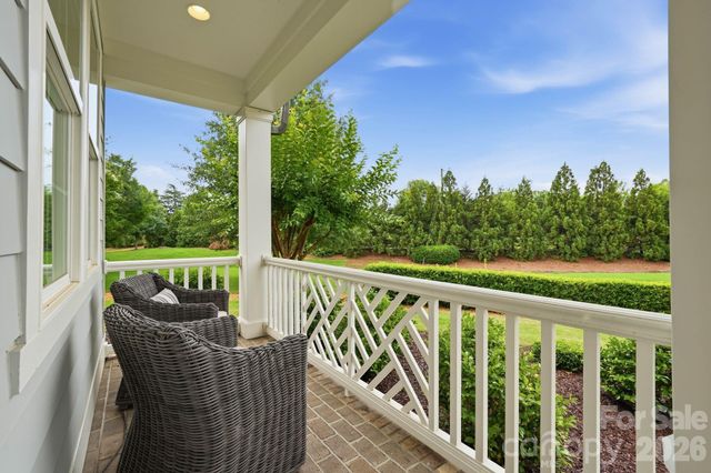 8912 Blakeney Drive, Charlotte, NC 28277
