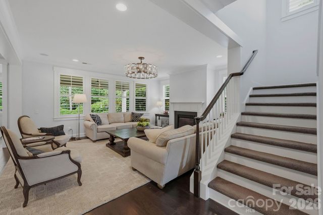 8912 Blakeney Drive, Charlotte, NC 28277
