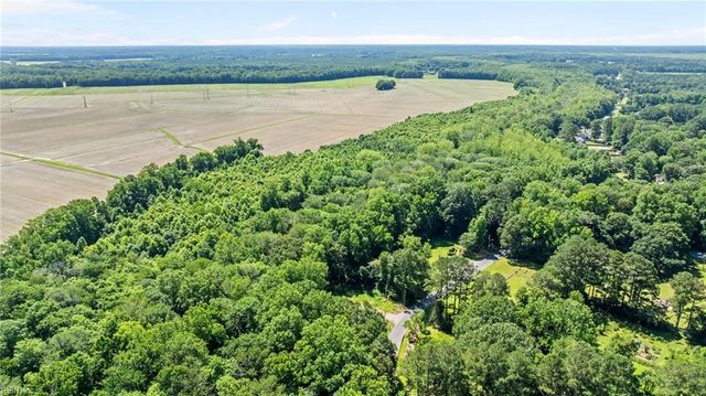 1421 Saint Brides RD W, Chesapeake, VA 23322