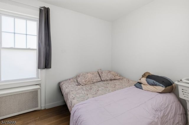 73 Curie Ave, Clifton City, NJ 07011