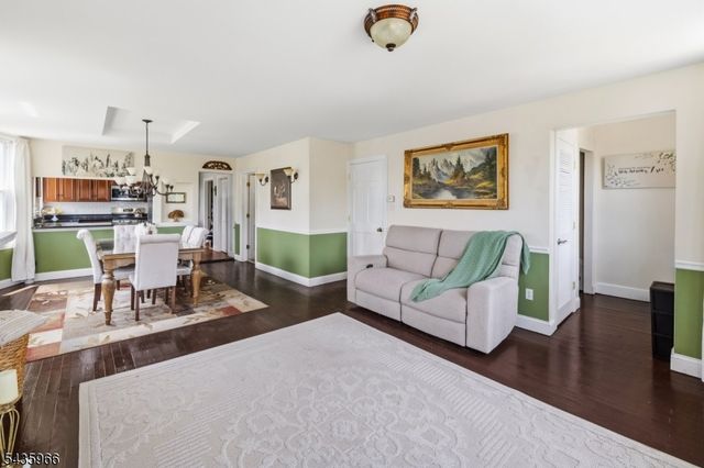 73 Curie Ave, Clifton City, NJ 07011