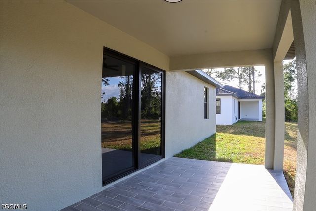 2714 2ND ST SW, Lehigh Acres, FL 33976