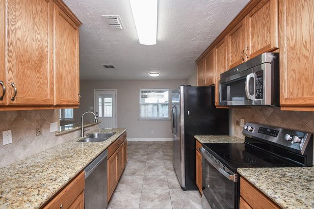 13607 Elm Court, Sugar Land, TX 77498