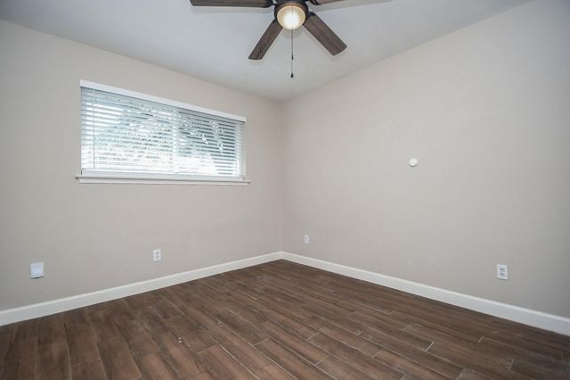 13607 Elm Court, Sugar Land, TX 77498