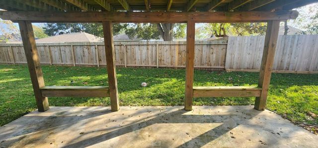 13607 Elm Court, Sugar Land, TX 77498