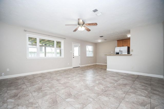 13607 Elm Court, Sugar Land, TX 77498