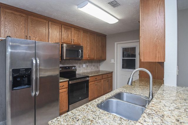 13607 Elm Court, Sugar Land, TX 77498