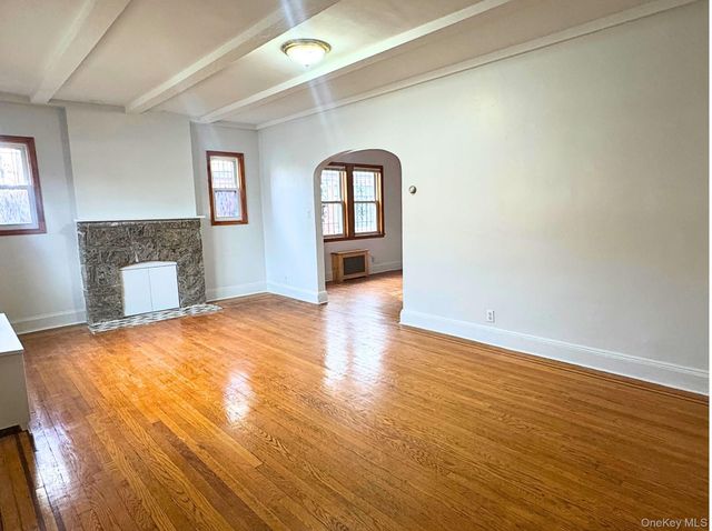 62-63 Ellwell Crescent 1st Floor, Rego Park, NY 11374