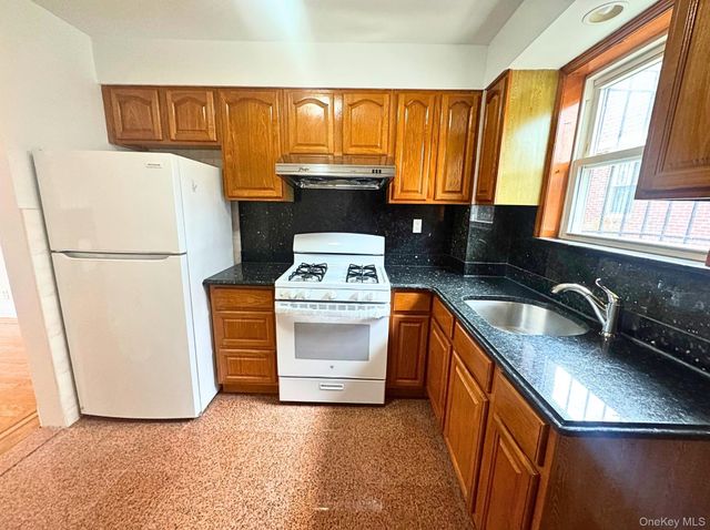 62-63 Ellwell Crescent 1st Floor, Rego Park, NY 11374