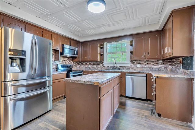 1602 Mulberry RD, Martinsville, VA 24112