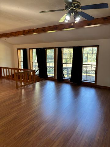 1170 Somers Road, Lyons, MI 48851