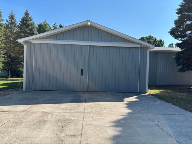 1170 Somers Road, Lyons, MI 48851