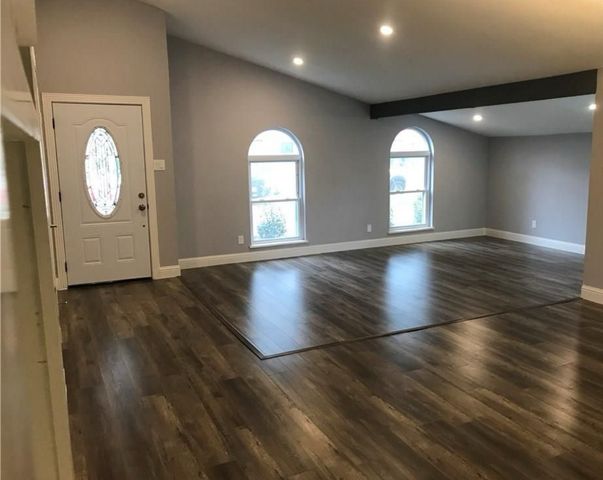 8508 Londonderry Lane, Dallas, TX 75228