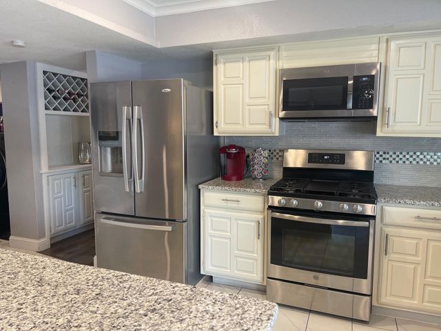 8508 Londonderry Lane, Dallas, TX 75228