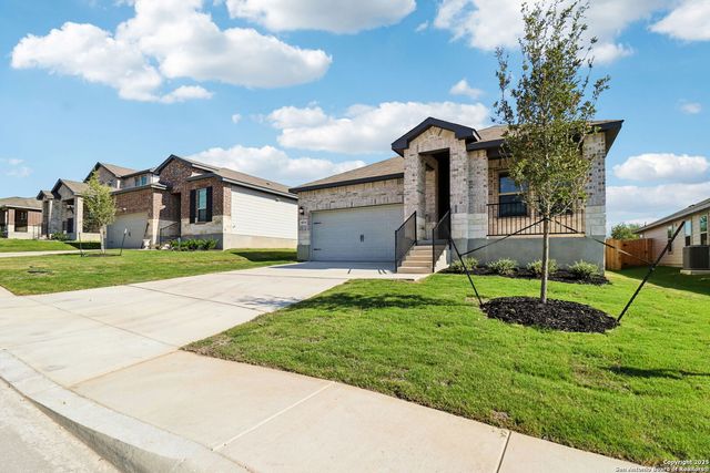 10274 King Robert, San Antonio, TX 78239