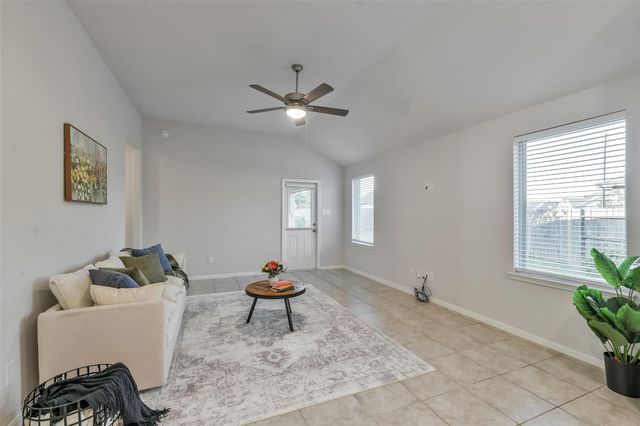 19450 Tobiano Park Drive, Tomball, TX 77377