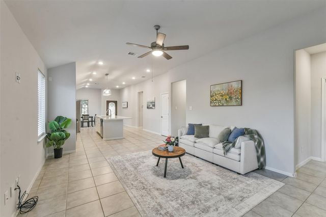 19450 Tobiano Park Drive, Tomball, TX 77377