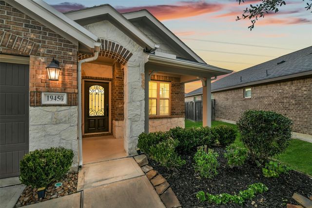 19450 Tobiano Park Drive, Tomball, TX 77377