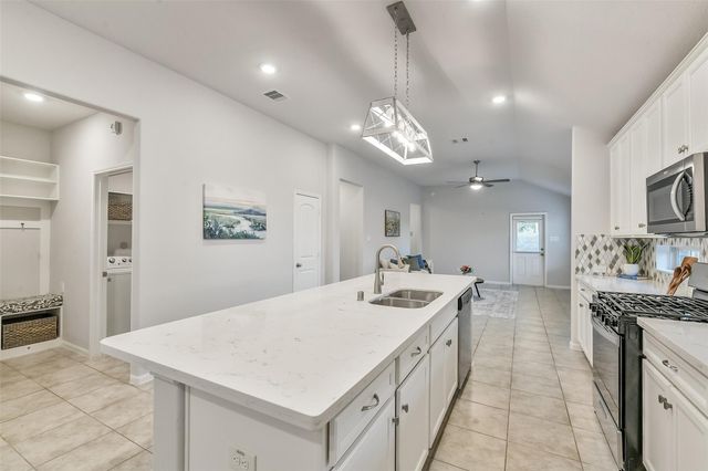 19450 Tobiano Park Drive, Tomball, TX 77377